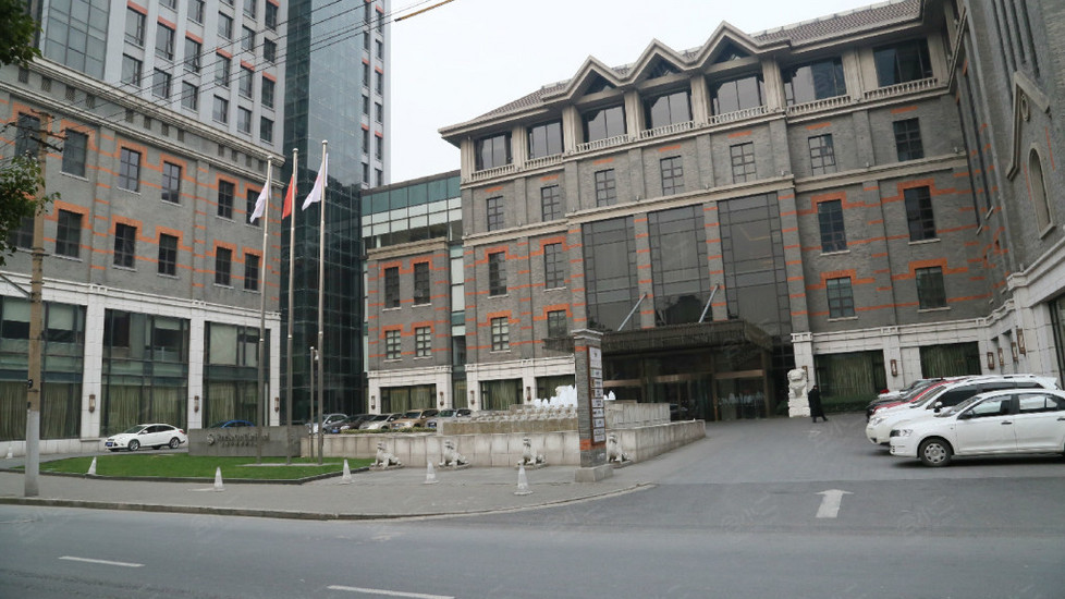 上海外滩浦华大酒店外观图片