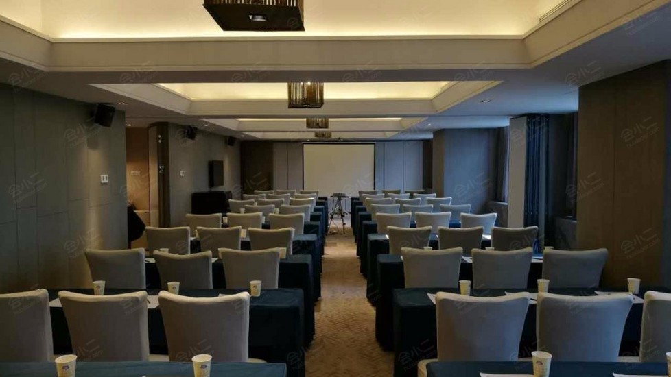西安水晶岛酒店会场图片