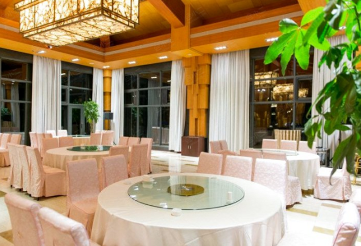 郑州思念果岭悦温泉精品酒店餐厅图片