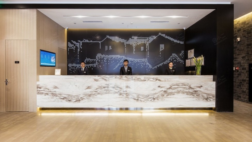 亚朵酒店 杭州黄龙玉泉亚朵酒店图片 杭州黄龙玉泉亚朵酒店大堂图片
