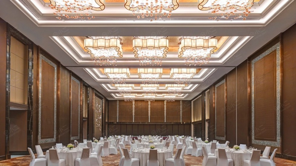 汕头龙光喜来登酒店会场图片
