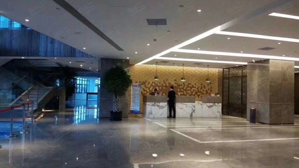 昆山灜颂国际酒店大堂图片