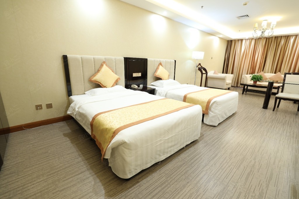 燕达国宾大酒店客房图片