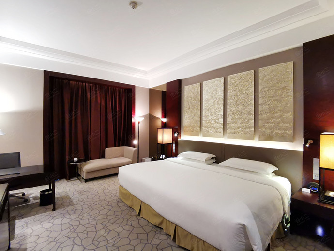 北京首都机场希尔顿酒店希尔顿高级客房（超大床）