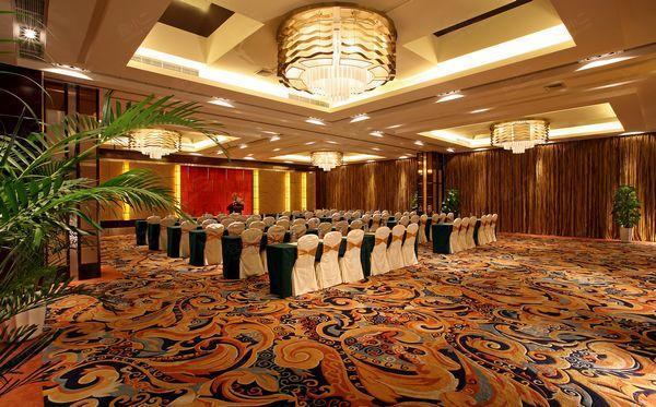 成都润邦国际酒店