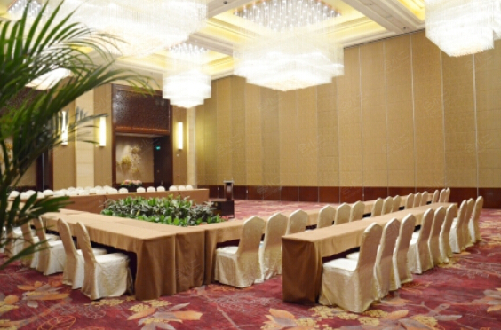 成都保利公园皇冠假日酒店