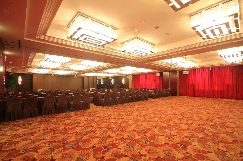 成都索菲斯民族大酒店