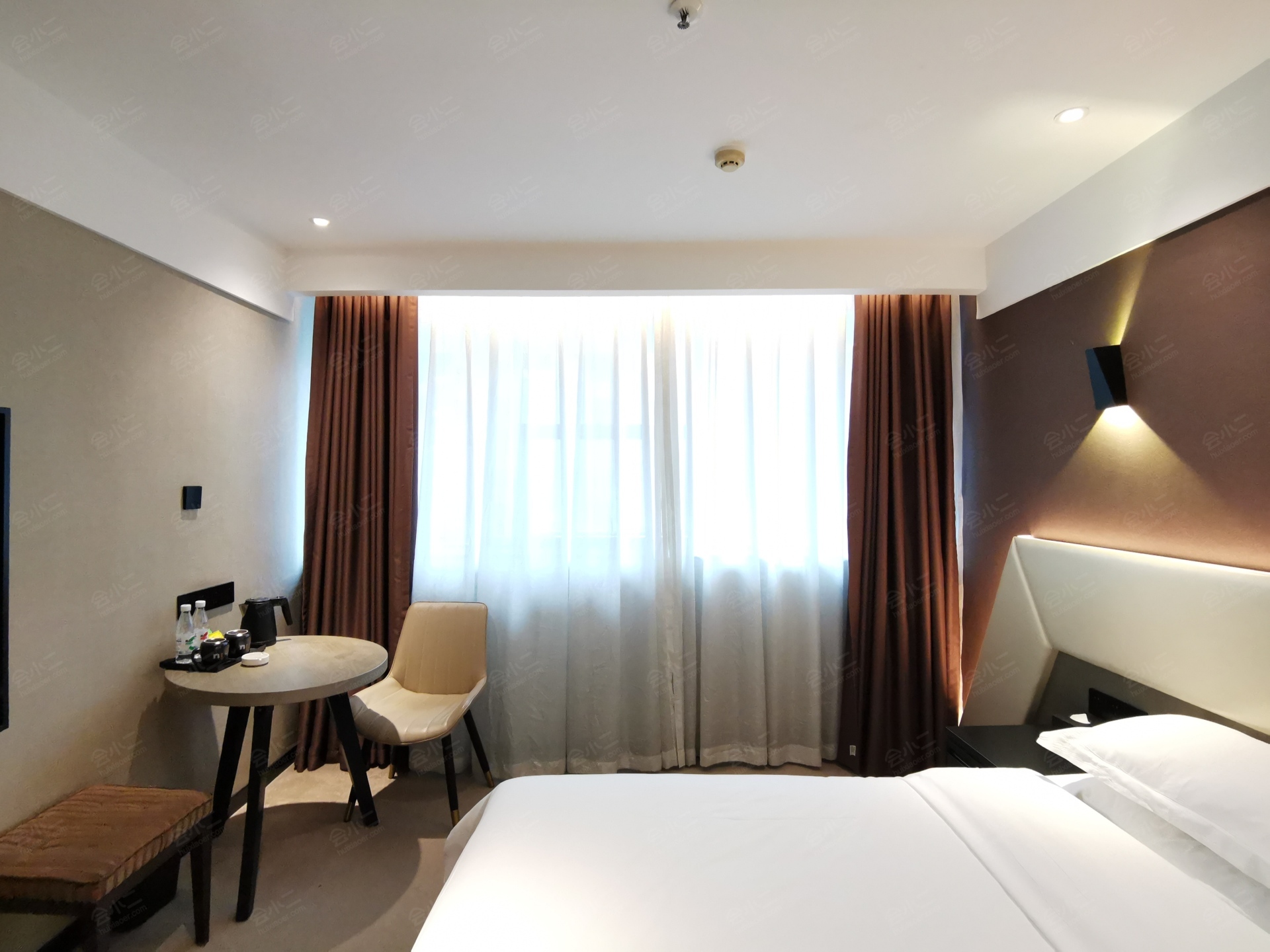 iu酒店重庆南坪万达广场轻轨站店图片