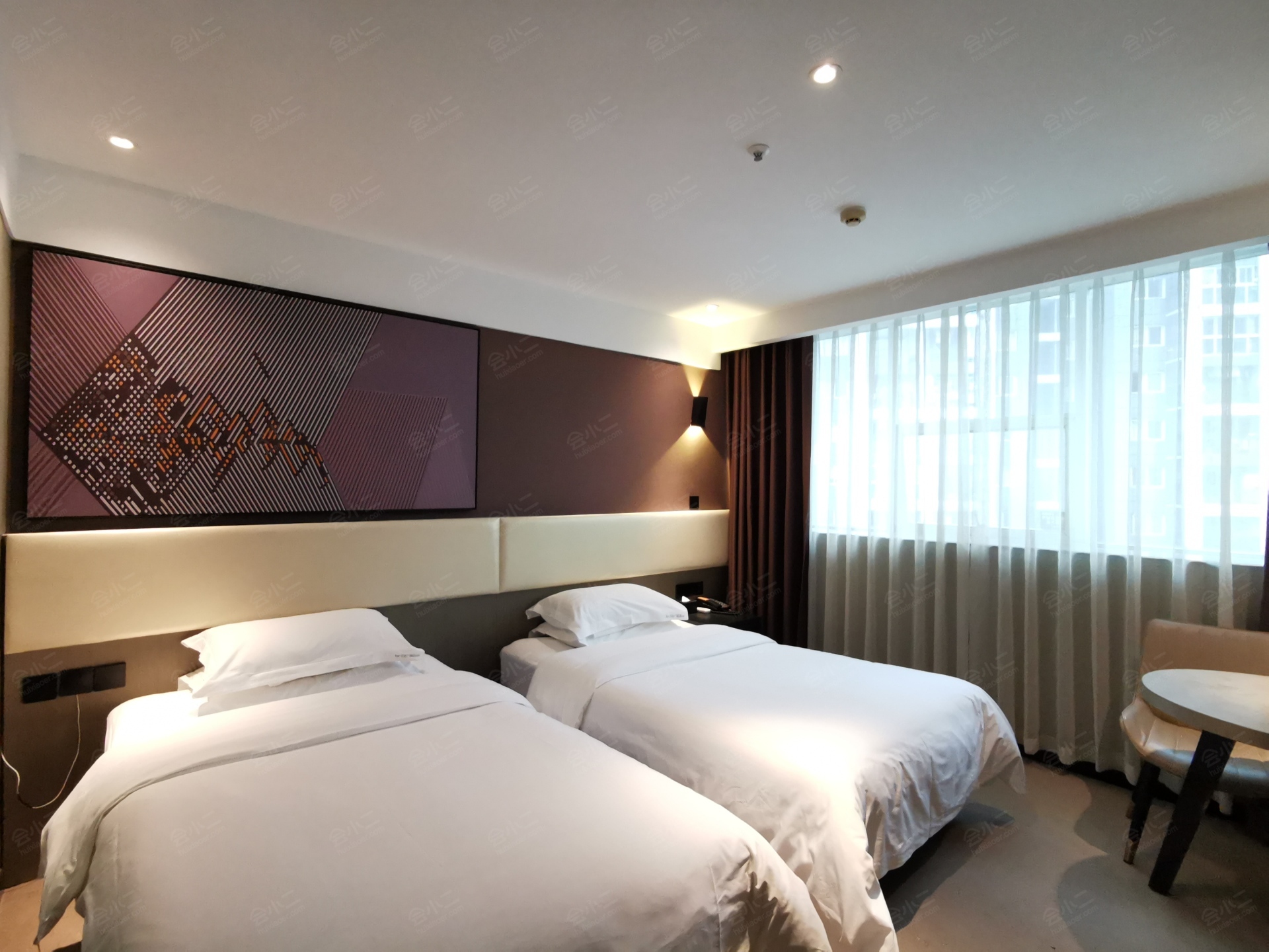 iu酒店重庆南坪万达广场轻轨站店图片