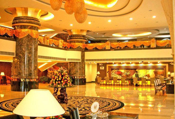 重庆乐菲尔商务酒店大堂图片