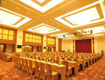 重庆合川华地王朝华美达广场酒店