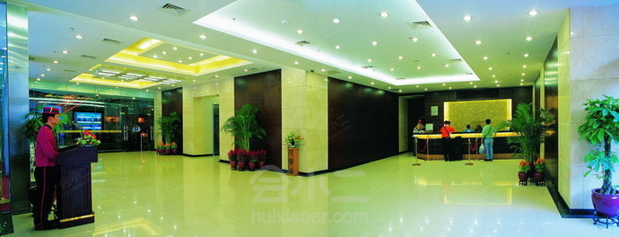广州珠江华侨大酒店（原广州富丽华大酒店）大堂