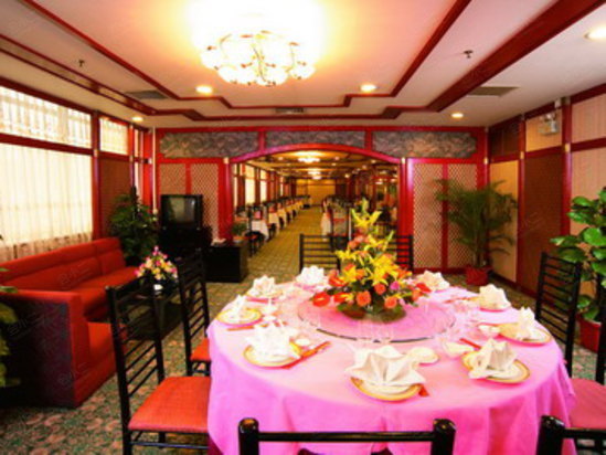 广州珠江华侨大酒店（原广州富丽华大酒店）餐厅