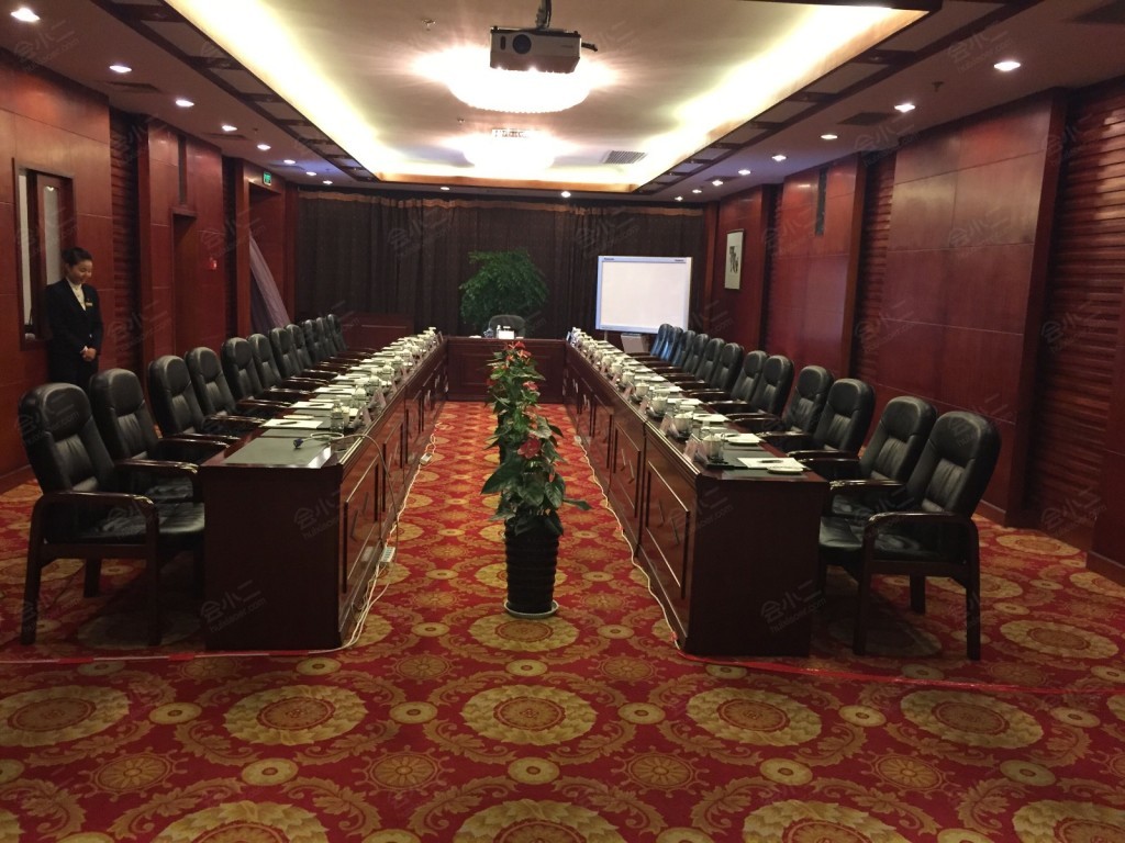 云南华地王朝大酒店