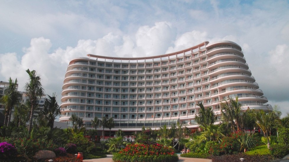 三亚阳光大酒店外观图片