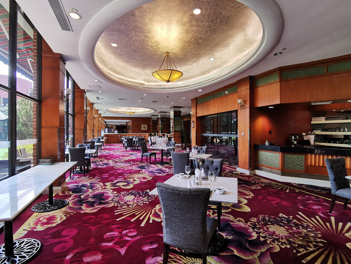 上海龙柏饭店沙逊花园餐厅