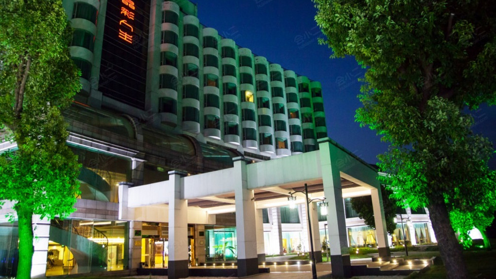 苏州西山岛晶彩人生聚会酒店外观图片