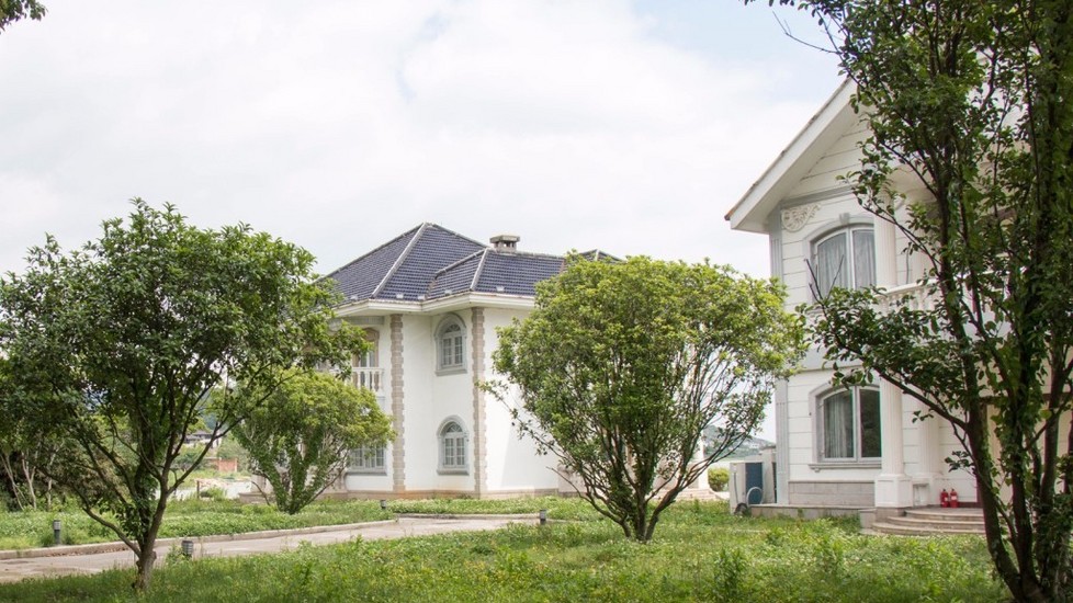 苏州西山岛晶彩人生聚会酒店客房图片