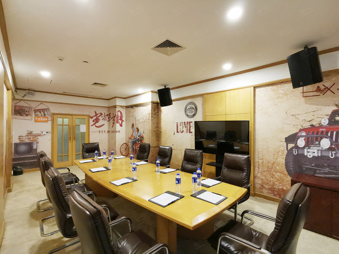 苏州西山岛晶彩人生聚会酒店晶彩小会议室