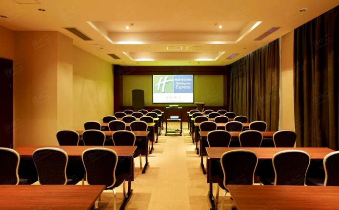 常熟中江智选假日酒店