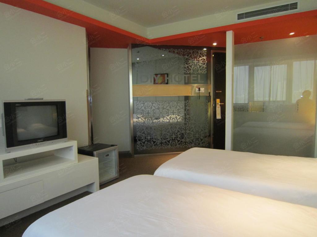 莫泰168连锁酒店天津开发区洞庭路店客房图片