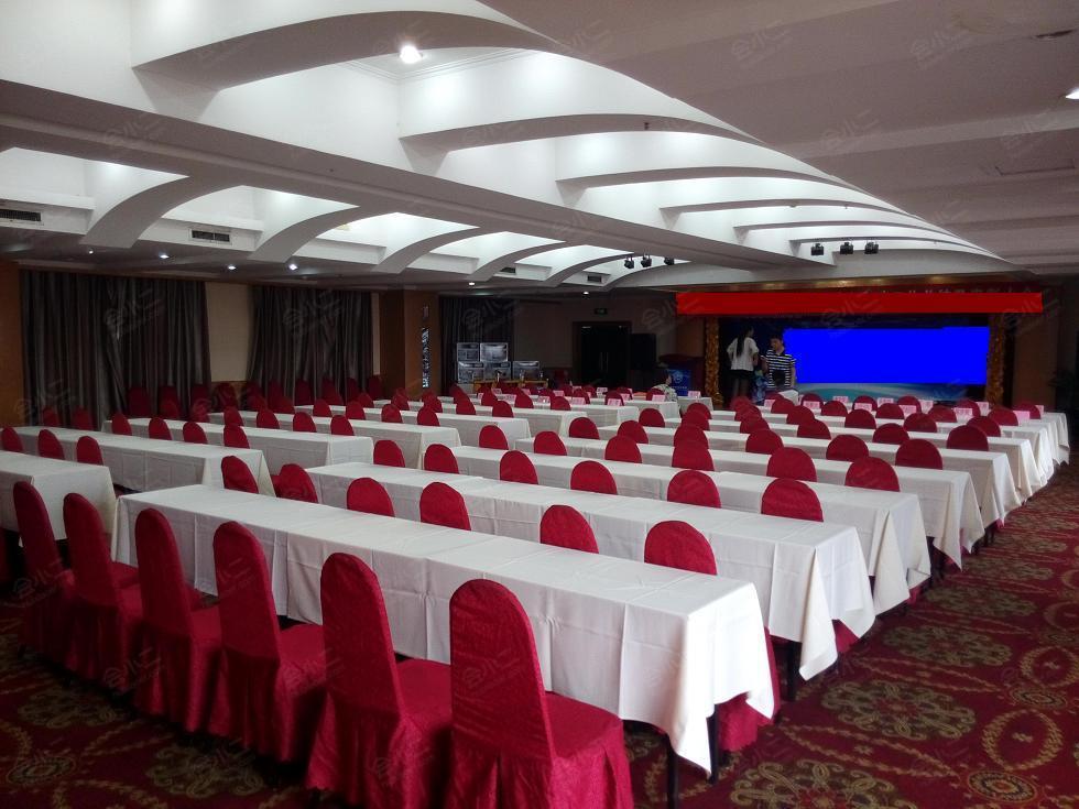 天津火车站宜必思酒店