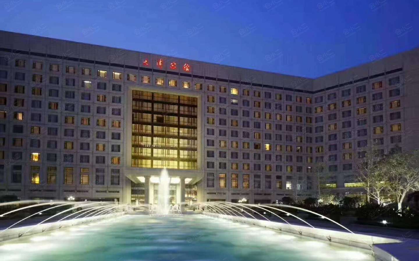 五星酒店 万丽天津宾馆  河西区      水上公园景区   最大会场1500m