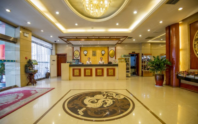 郑州长江鑫地酒店大堂