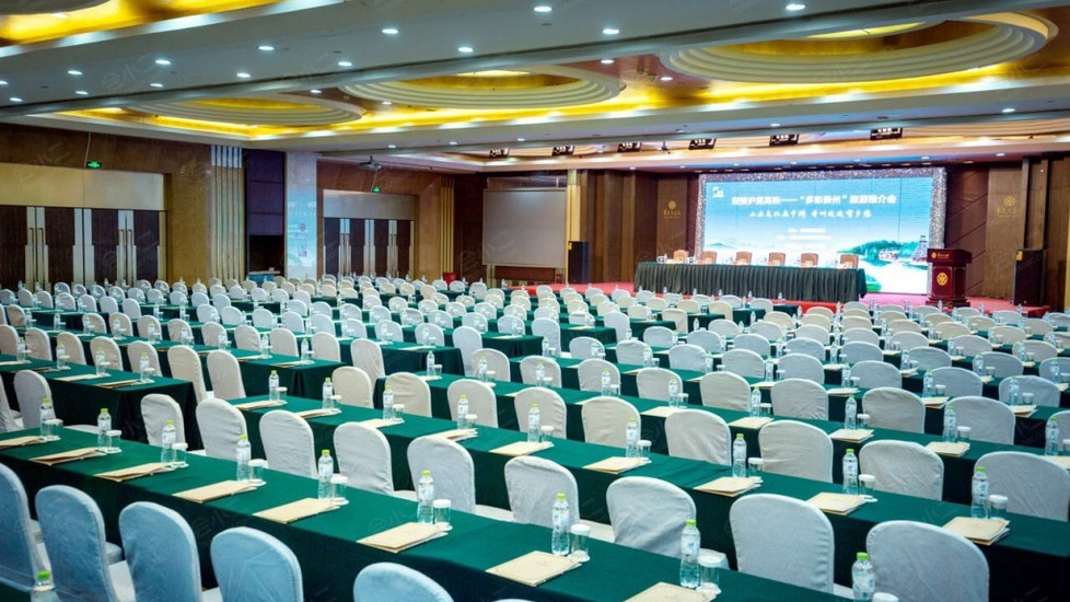 布置会场材料_双u型会场布置_u型会场座位安排示意图