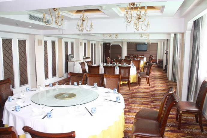 青岛丽天大酒店401宴会厅