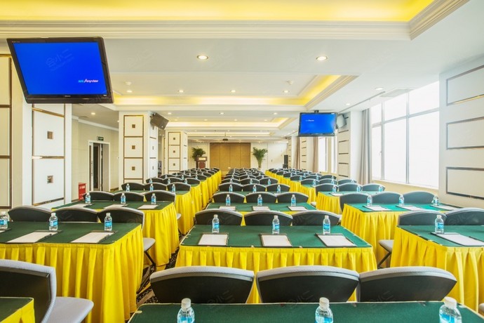 青岛丽天大酒店第一会议室