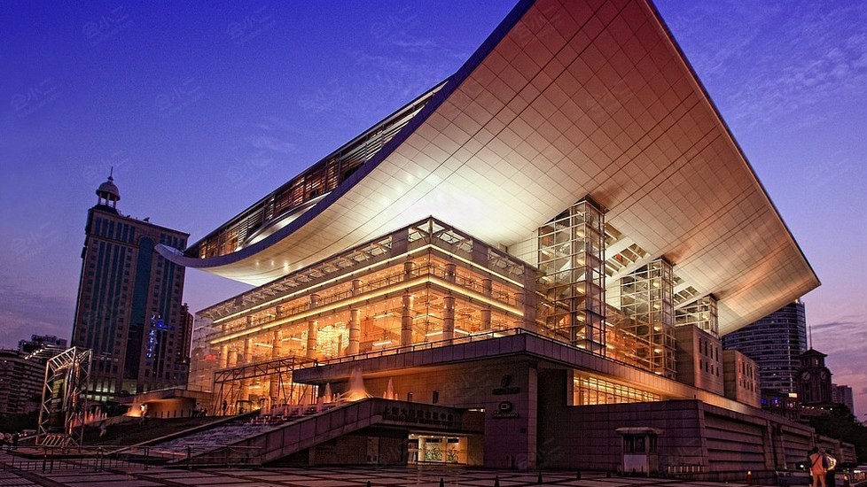 【上海大剧院会议室】,会议酒店预定【会小二】省钱30%.