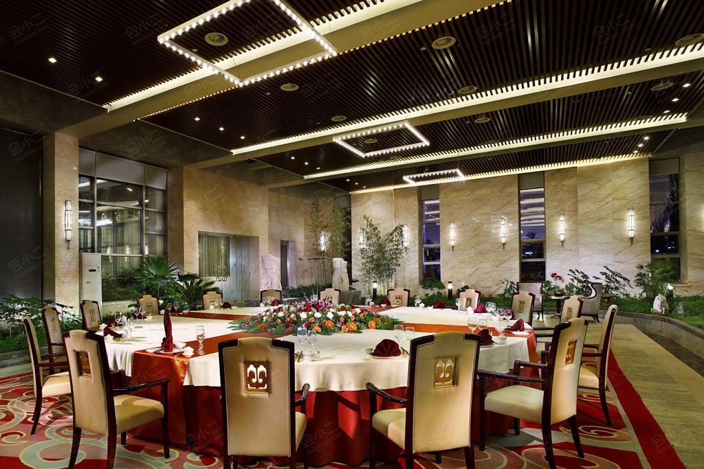 鄂尔多斯最豪华的饭店图片