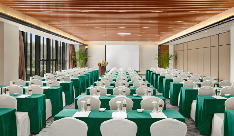 三亚华美达广场酒店