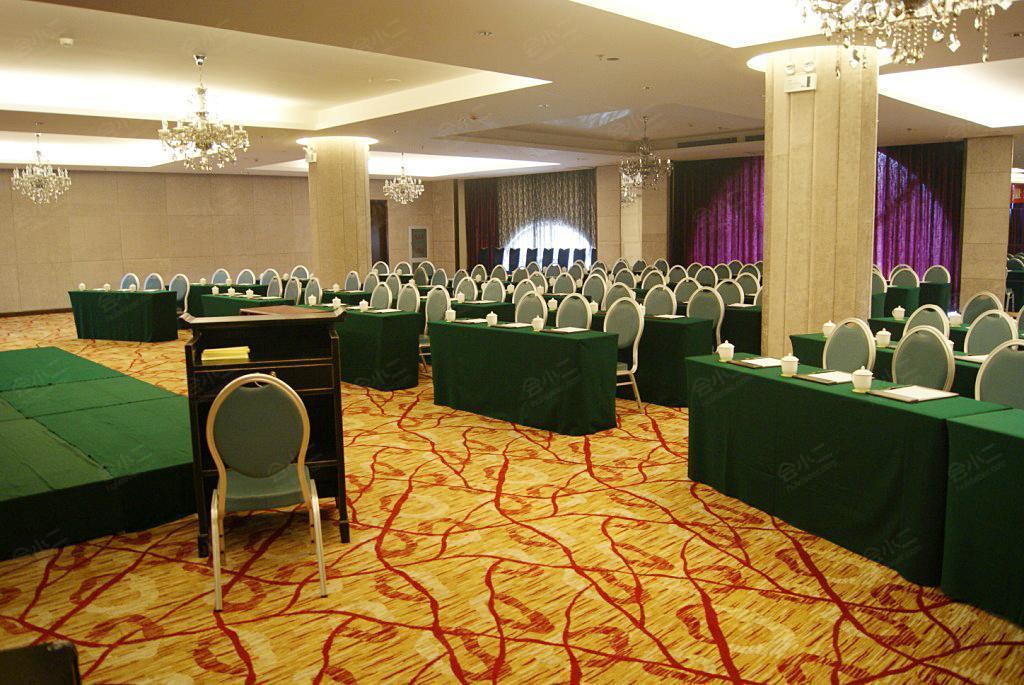 天津索亚风尚酒店