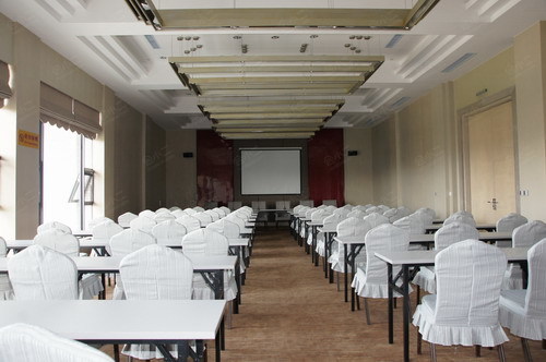 武汉荷田大酒店