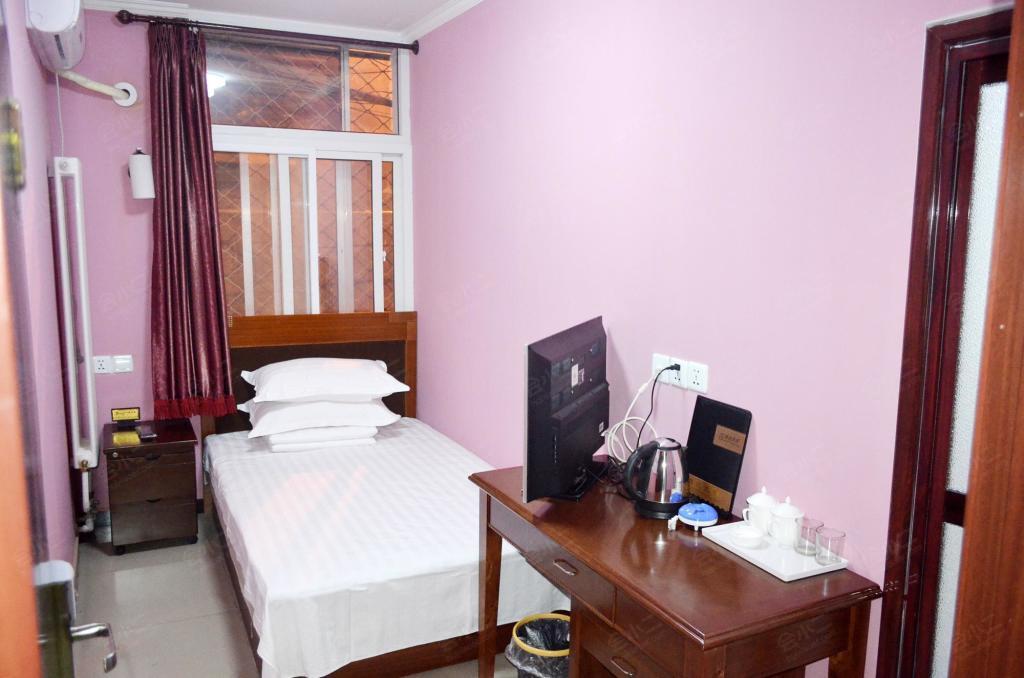 北京峰泉旅馆特价大床房