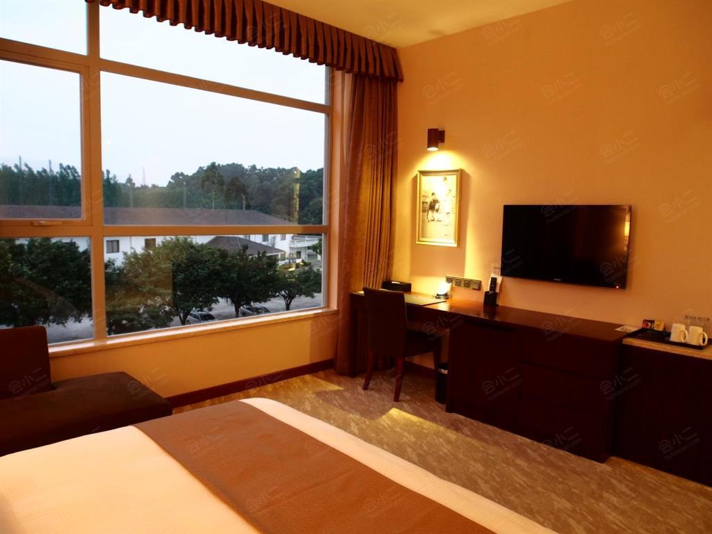 东莞市凤凰山酒店场地图片大全_东莞市凤凰山酒店会议室图库-会小二