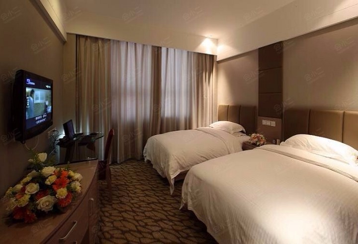 济南泉城大酒店客房图片