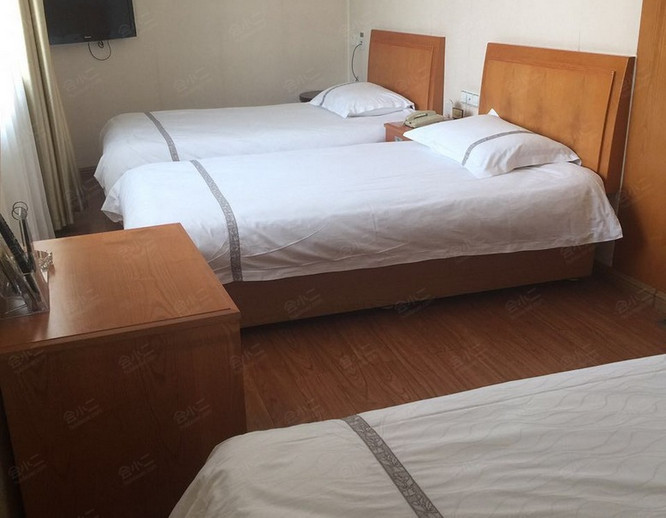 济南铁道大酒店三人间