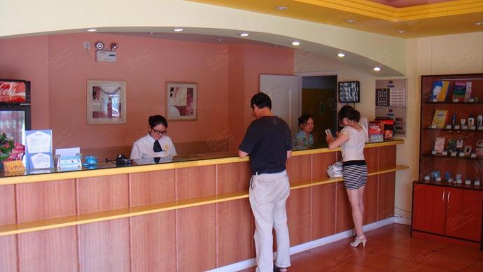 如家快捷酒店（宁波城隍庙月湖店）大堂