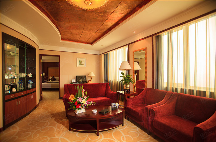 焦作三维戴斯酒店行政套房