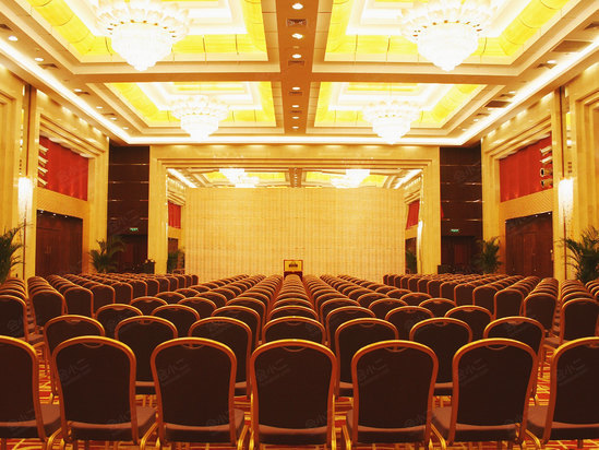焦作三维戴斯酒店大宴会厅