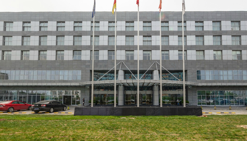 北京万世名流酒店外观图片