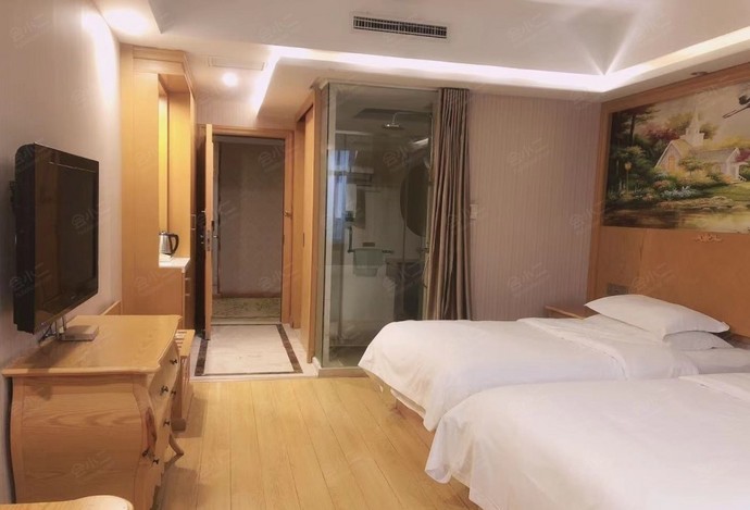 璞爵国际酒店（上海松江新桥店）豪华双床房