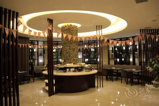 宝隆居家酒店（上海长兴店）餐厅