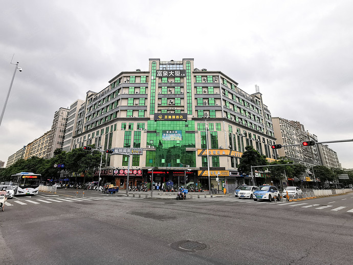 圣琳娜酒店（深圳清湖地铁站店）富泉大厦A座