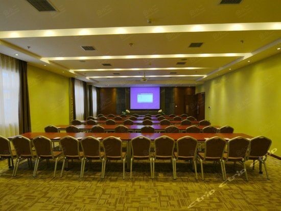 西安大唐芙蓉园亚朵酒店