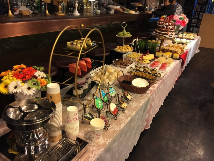 Arts lounge艺术酒廊餐厅