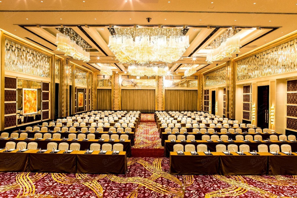 广州增城保利皇冠假日酒店